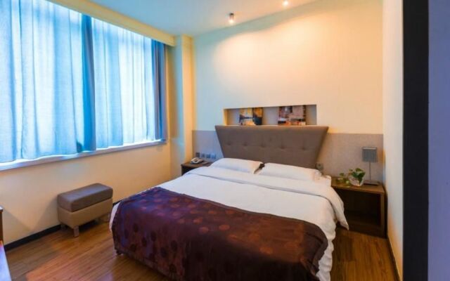 Atour Hotel Dalian Zhongshan Plaza