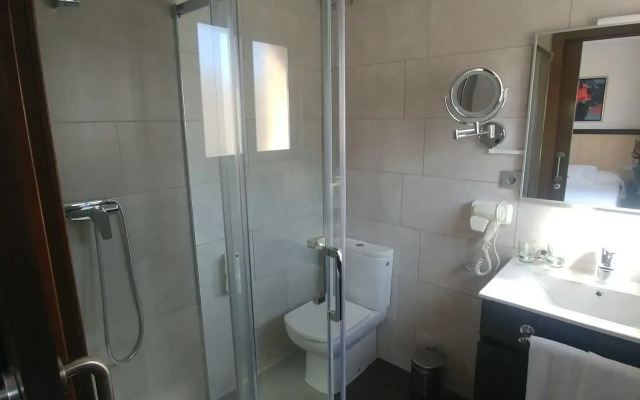 Hotel 170
