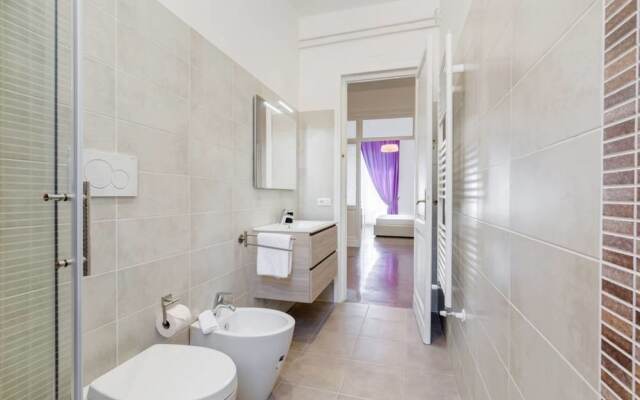 Bright and Modern 2 bed Flat in Prati