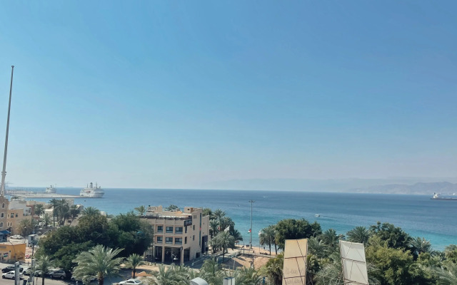 Holiday Season Hotel