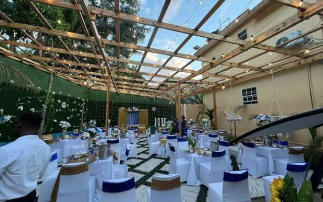 Hidden Palace Guest House And Resort