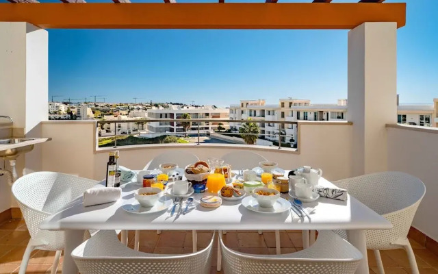 Lagos Ocean View 2 With Pool by Homing