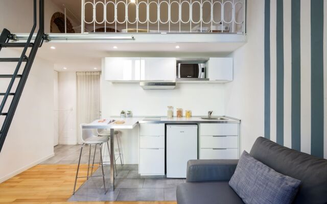 Home At Hotel Copernico Apartment