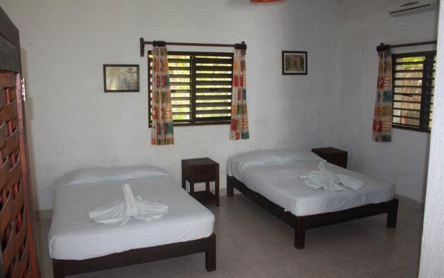 Hotel & Cabañas Zazil Kin Tulum