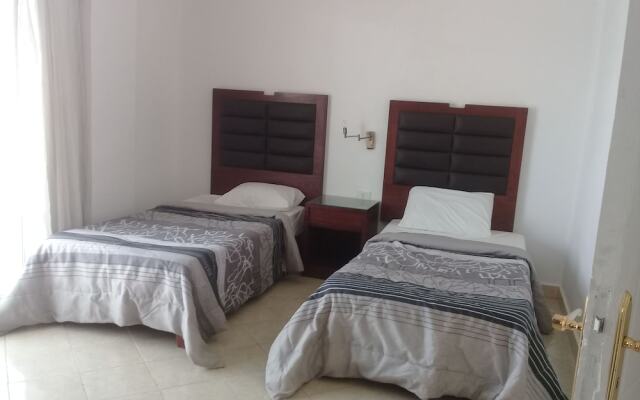 Carlton Luxury Resort