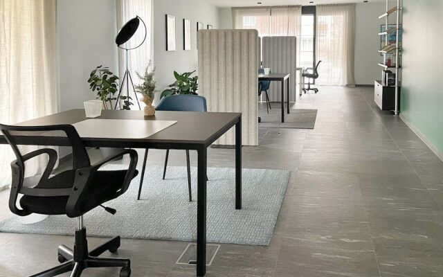 Icon H 208 Suite Micro-living