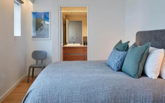 Xenia Signature Collection by Totalstay