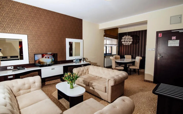 Zamek Gniew - Hotel Rycerski