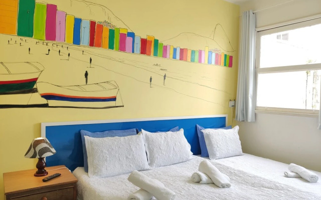 TC1206 Casal na praia de Copacabana