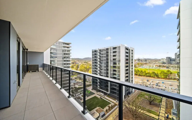 2-bed Haven: Impeccable Interiors & Chic Amenities