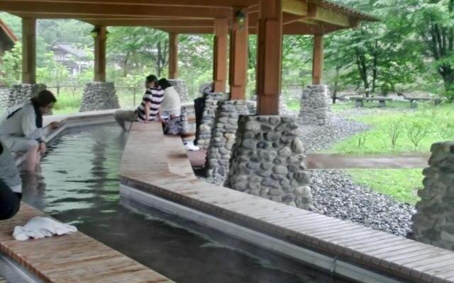 Guesthouse Tomoshibi - Hostel