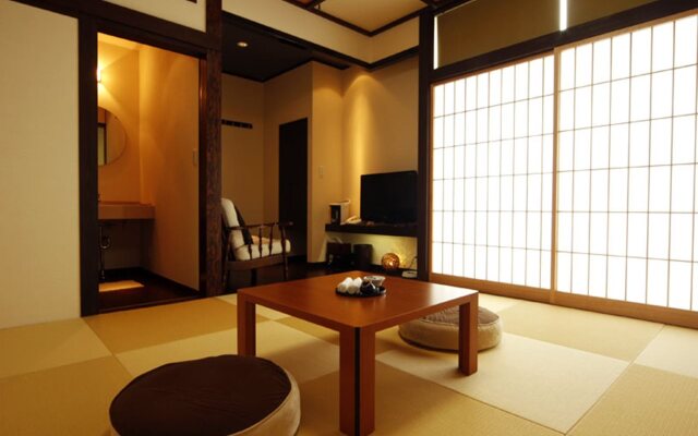 Ryokan Ginrinso Kotobuki