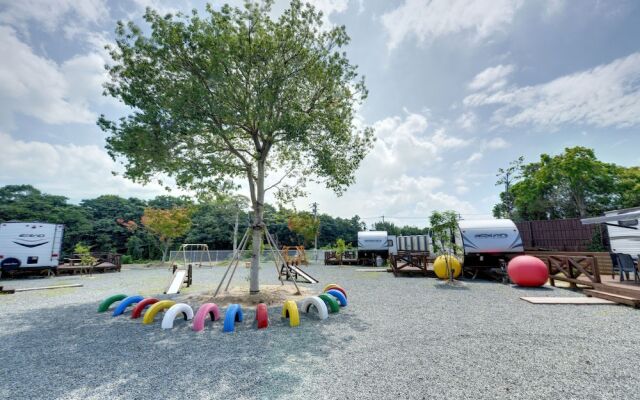 Spa Franping Village Omuta - Caravan park