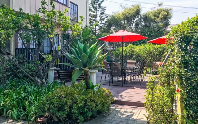 Corona Del Mar - 5 Br Home