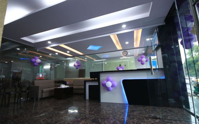 Treebo Sahara Suites