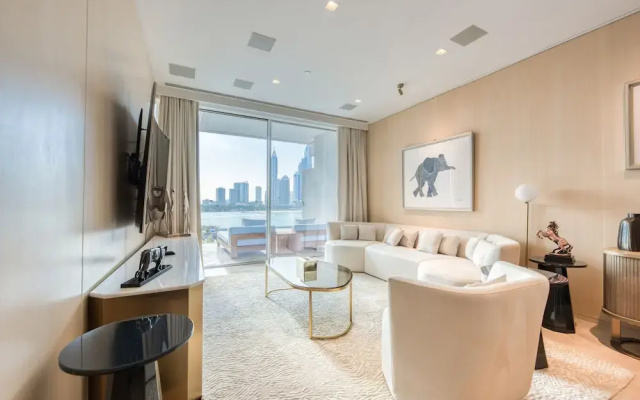 Maison Privee - SeaView Apt at Five Palm - Hotel in ดูไบ - Photo 3