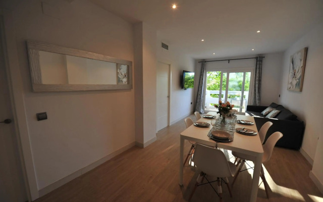 Diseño Terraza dos baños Parking