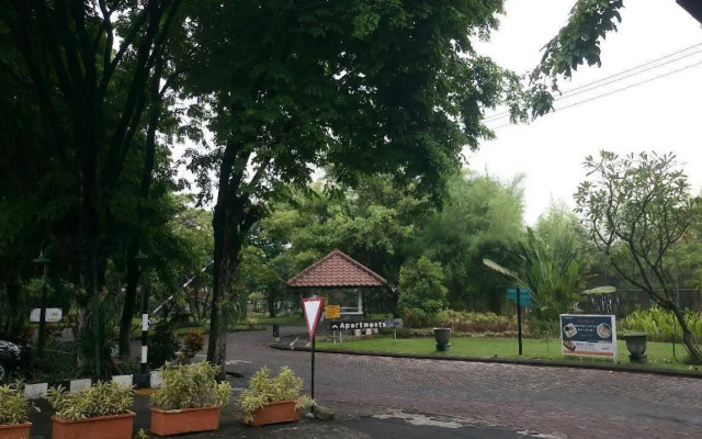 Whiz Residence Darmo Harapan Surabaya