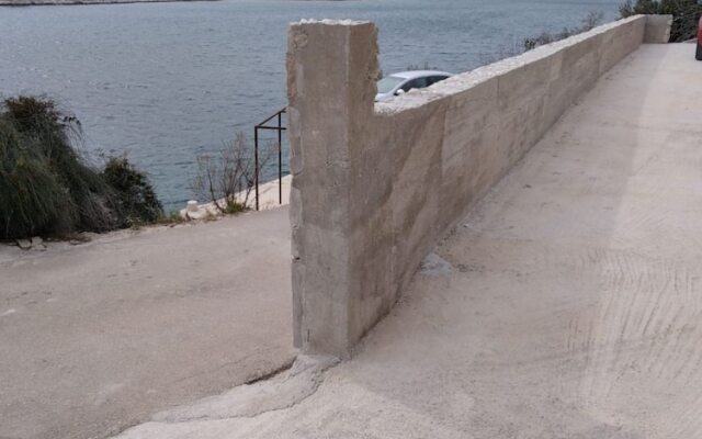 Ivan - 15 m From Beach - A3