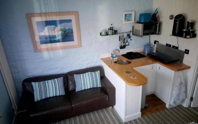 Studio 2