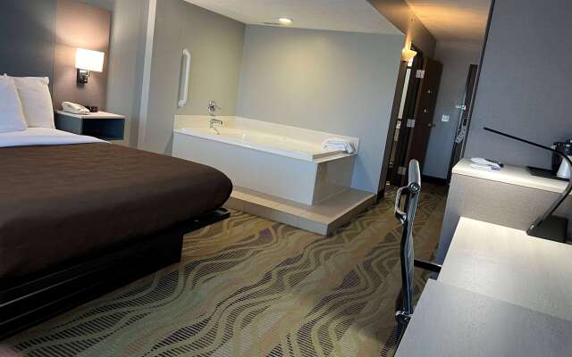 AmericInn by Wyndham Republic