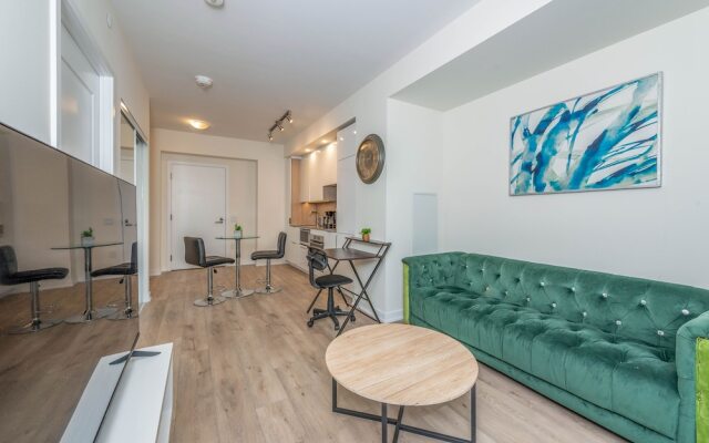 PlanURstay - Harbour Front Toronto