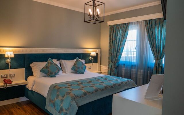 PalmaNova Resort