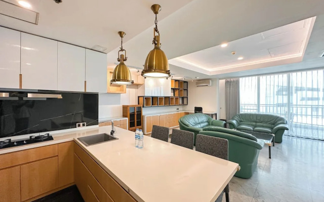 Spacious And Strategic Location 3Br At Kondominium Regensi Apartment