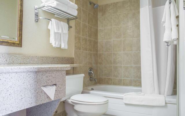 Comfort Inn and Suites Ingersoll