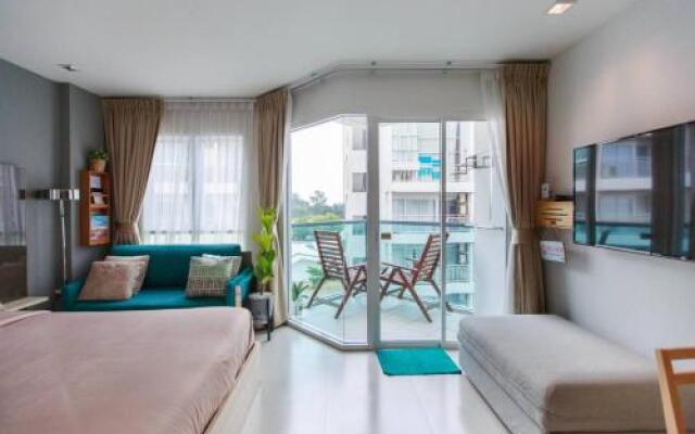 Grand blue condominium by Lookkaew