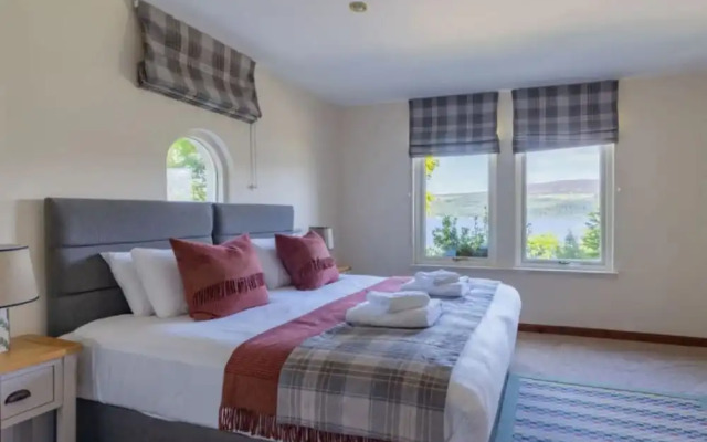 Loch Ness House Hotel