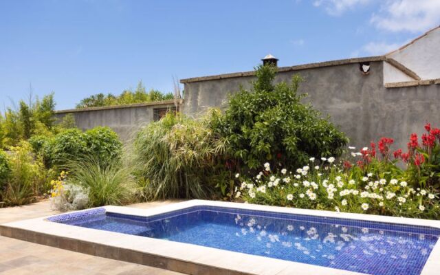 House Jorge El Rosario