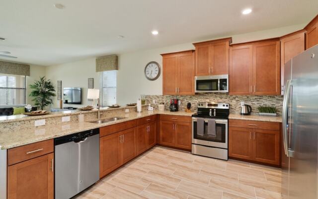 Rolling Skies by VillaDirect