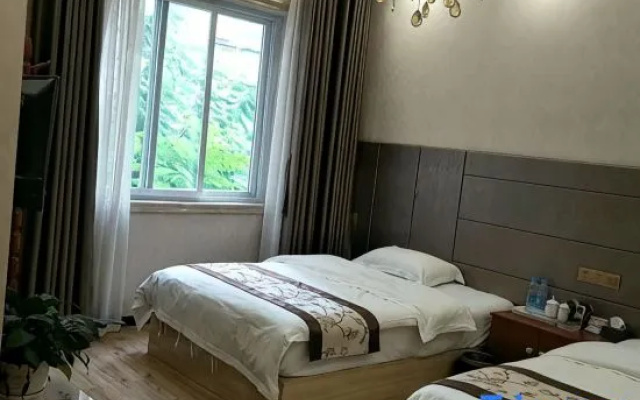 Weihui VIP Hotel – Guest Rooms – Xinxiang