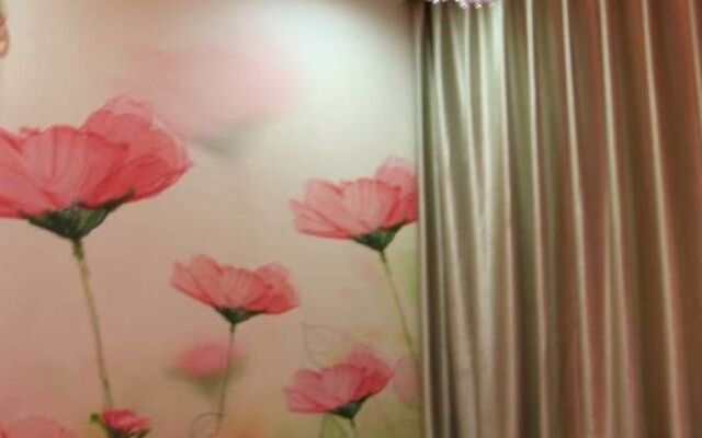 Qingdao Sweet Space Business Hotel