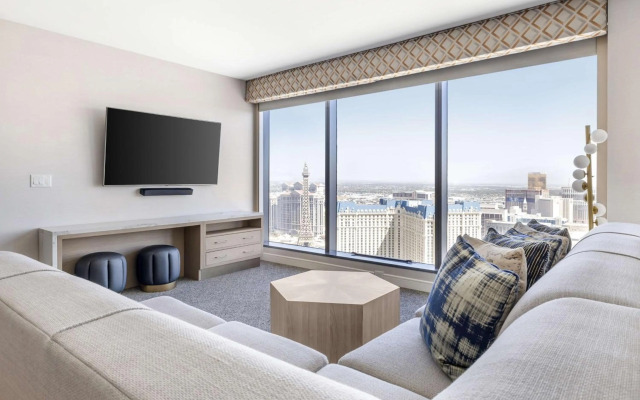 Hilton Grand Vacations Club Elara Center Strip Las Vegas