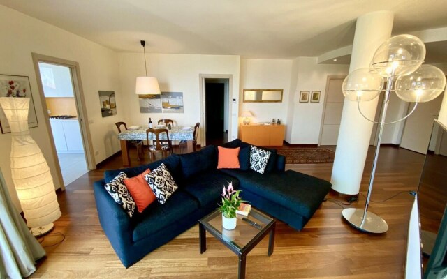 Emma Apartment With Terrace Lake View in Verbania