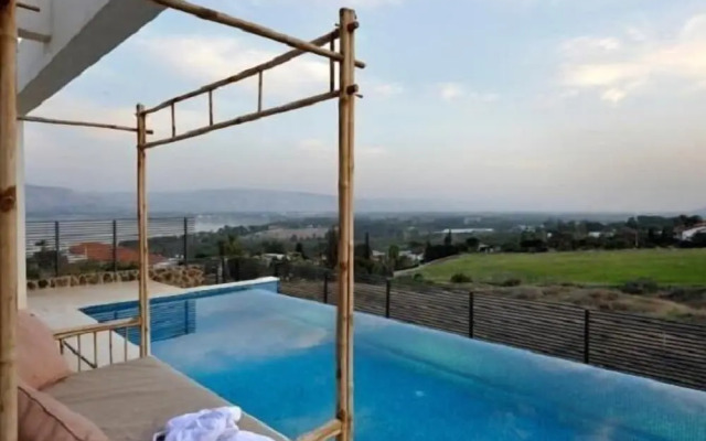Tal Kinneret