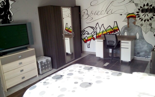 Villa Rue Du Vol De Nuit - 2