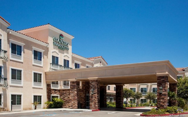 Country Inn & Suites by Radisson, San Bernardino (Redlands), CA