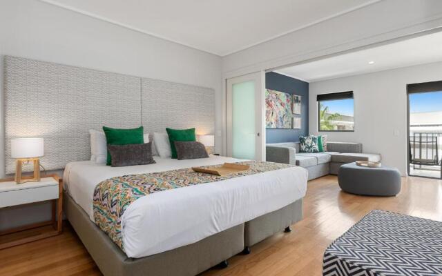 Bells Blvd Resort & Spa Apartments - Holiday Management