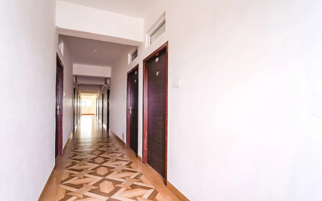 Fabhotel Aranmanai