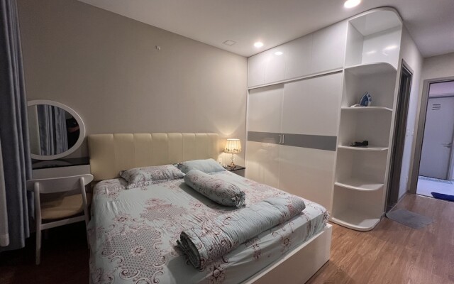 Supertramp House - Gold View Apartment