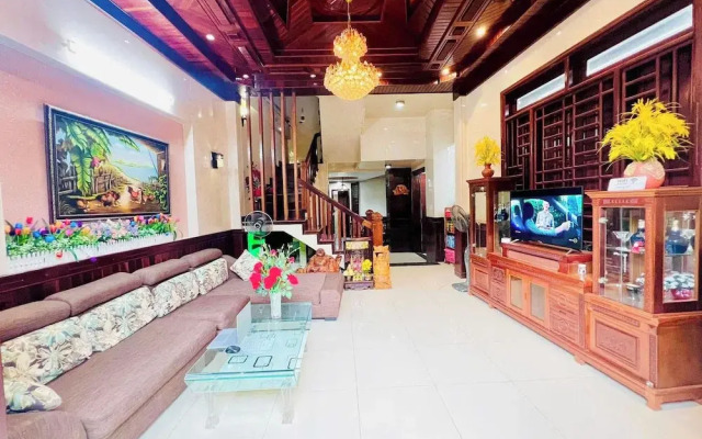 Canary Homestay