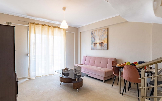 Kiosse Maison 1 by TravelPro Services - Nea F...