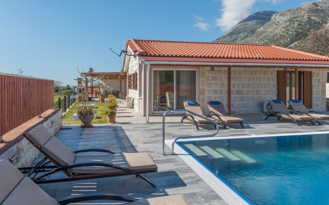 Kefalonia Hospitality
