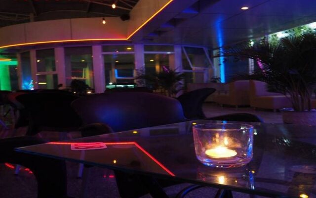 Hoang Vu Bien Ho Hotel
