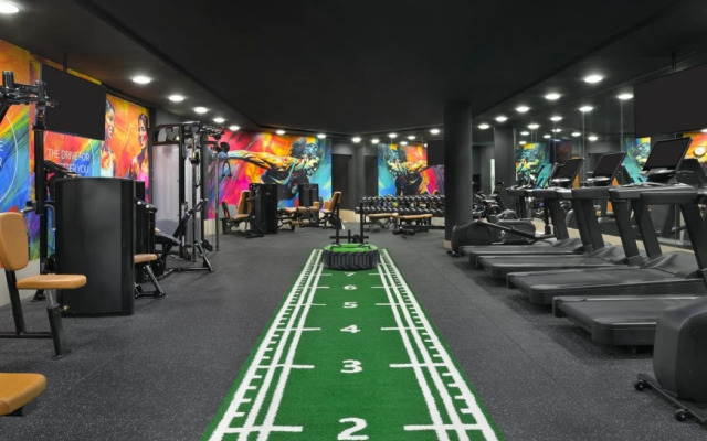 Swissotel Al Murooj Dubai Hotel