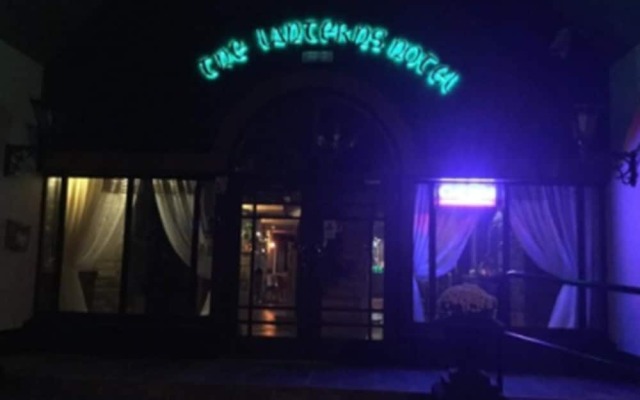 The Lanterns Hotel