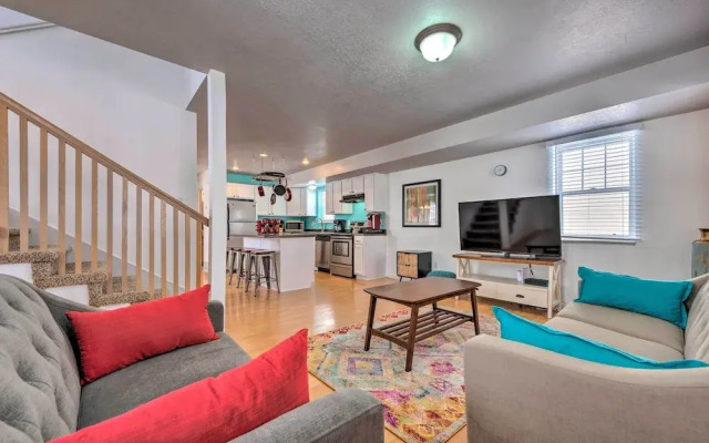 Family-friendly Logan Farmhouse w/ Yard & Near USU